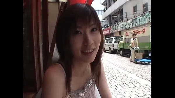 Přehrát celkem japanese tall woman 1 videí