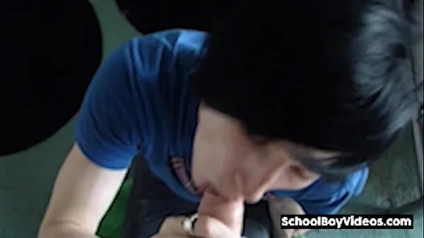 Bekijk in totaal School Boy Epic Blowjob Compilation video's