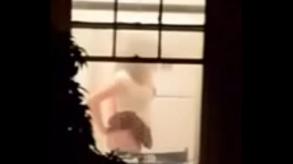 Bekijk in totaal Exhibitionist Neighbors Caught Fucking In Window video's
