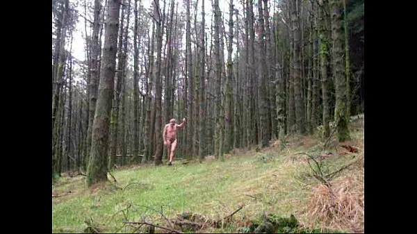 Összesen Public woods in panties and getting naked videó