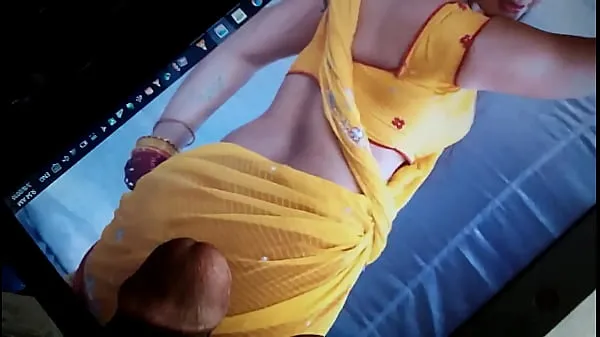 Összesen cumtribute to tamil actress anushka videó