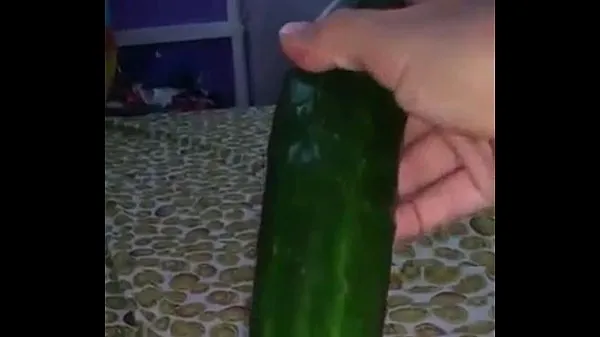 Se totalt masturbating with cucumber videoer