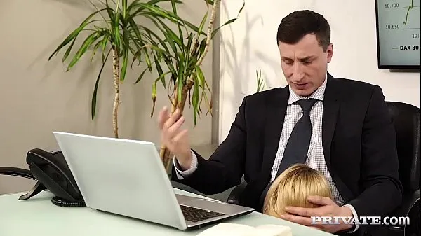 Anny Aurora Gets Used and a. By Her Boss toplam Videoyu izleyin