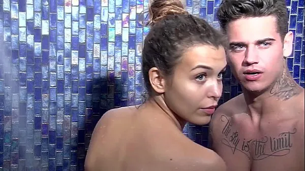 Bekijk in totaal Adam & Melani shower sex part 1 Eden Hotel video's