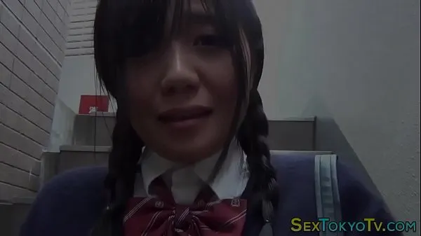 Tonton Japanese teen flashing jumlah Video