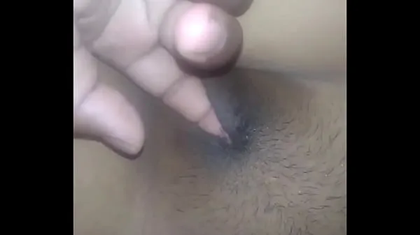 Se Indian pussy liker fingering this videoer i alt