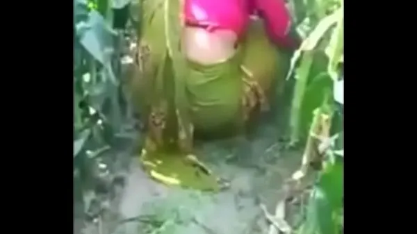 دیکھیں Fuck desi village wife by her father in law کل ویڈیوز