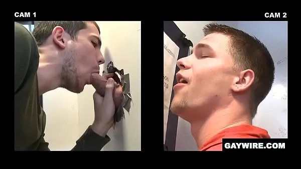 Titta på totalt GAYWIRE - Blake Savage Bravely Sticks His Big Dick Inside Of A Dirty Glory Hole videor