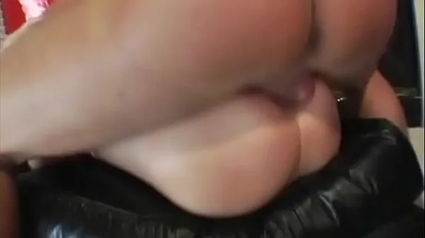 Oglejte si She love to blow his dick - and he like to cum all over skupaj videoposnetkov