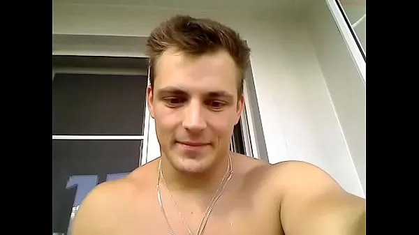 Összesen Russian guy Herman jerks off videó