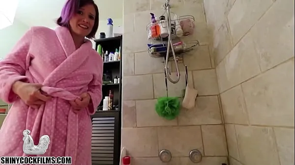 StepSon Guilt Trips StepMom Into Sponge Bath - Jane Cane कुल वीडियो देखें