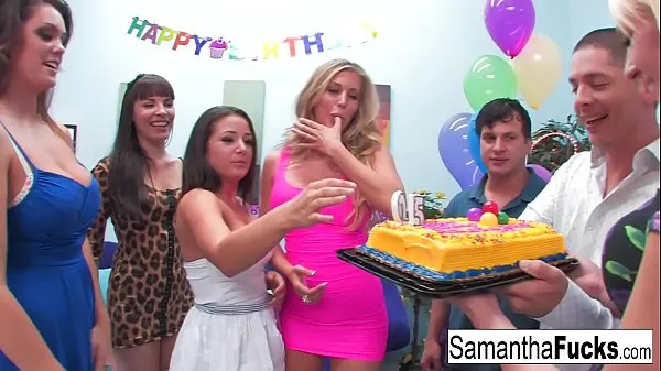 Bekijk in totaal Samantha celebrates her birthday with a wild crazy orgy video's