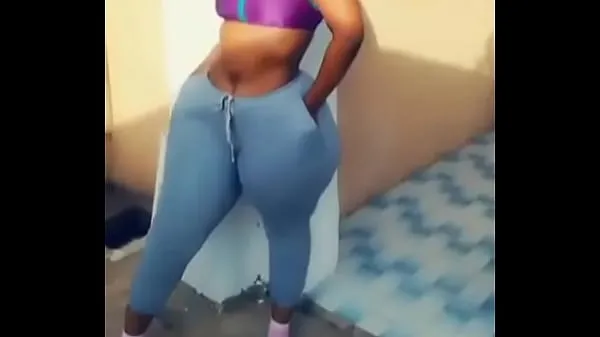 Se African girl big ass (wide hips videoer i alt