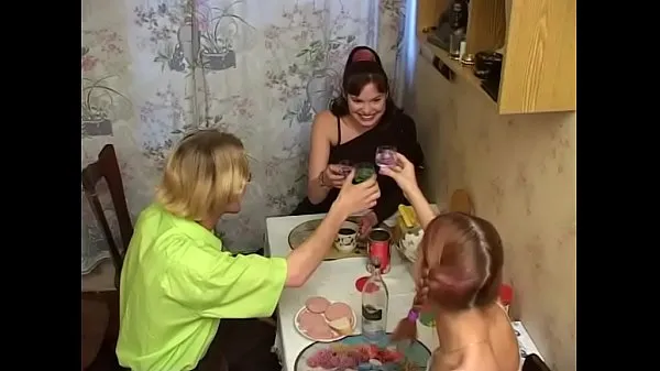 Katso yhteensä Soviet Porn 5 (2006) (VHS rip videota