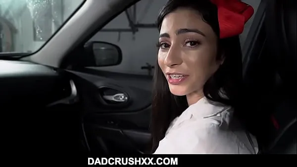 step Dad Lifts Up Teen Daughter's Skirt After class- Jasmine Vega कुल वीडियो देखें