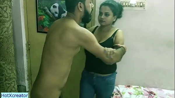 Oglejte si Desi wife caught her cheating husband with Milf aunty ! what next? Indian erotic blue film skupaj videoposnetkov
