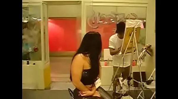 Přehrát celkem Monica Santhiago Porn Actress being Painted by the Painter The payment method will be in the painted one videí