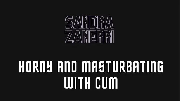 Sehen Sie sich insgesamt Sandra Zanerri Dessous alleine geil und masturbiert mit Sperma Videos an
