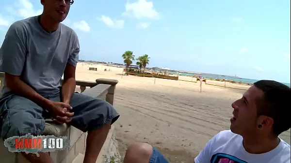 Guarda Cazzo della nonna nel culo in spiaggia video in totale