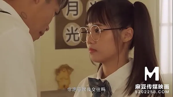 Sehen Sie sich insgesamt Trailer-Vorstellung neuer Schüler in der Grundschule-Wen Rui Xin-MDHS-0001-Bestes Original-Porno-Video aus Asien Videos an