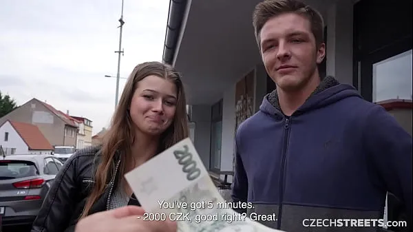 CzechStreets - He allowed his girlfriend to cheat on him कुल वीडियो देखें