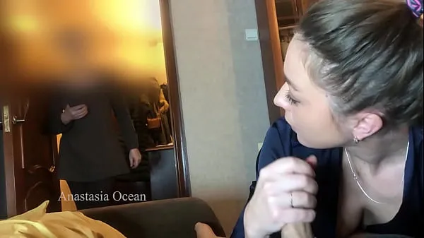 Pozrite si celkovo My stepmom catched me giving a blowjob to my boyfriend. We were talking and she watched how I suck and he cum on my face videí