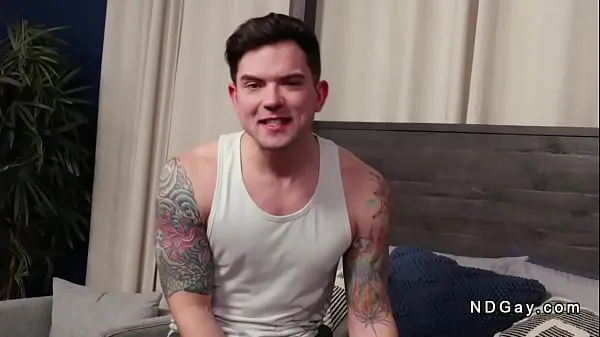 Összesen Tattooed director anal fucks pale gay on the set videó