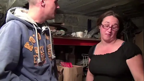 Watch HOLLYBOULE - Florence a bbw does a gang bang with amateurs in a cellar total Videos