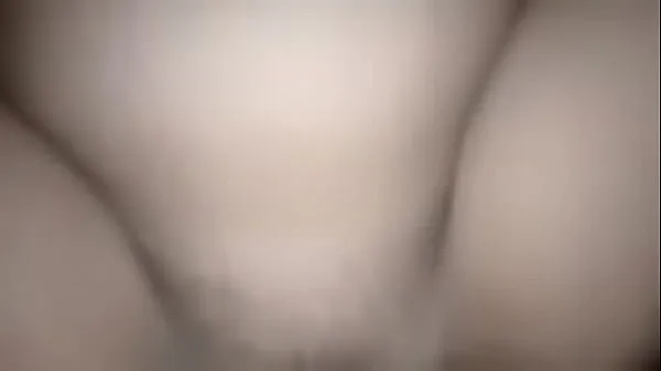 Se Spreading the beautiful girl's pussy, giving her a cock to suck until the cum filled her mouth, then still pushing the cock into her clitoris, fucking her pussy with loud moans, making her extremely aroused, she masturbated twice and cummed a lot videoer i alt