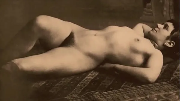 Assista ao total de Two Centuries of Vintage Pornography vídeos