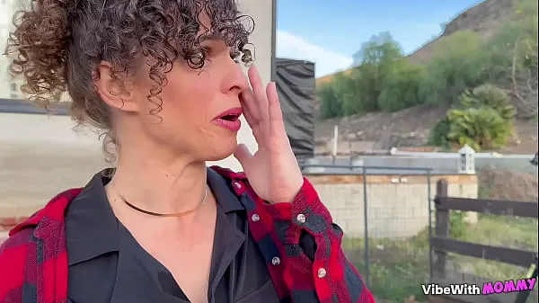 Titta på totalt Crying Jewish Ranch Wife Takes Neighbor Boy's Virginity videor