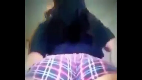 Tonton Thick white girl twerking total Video